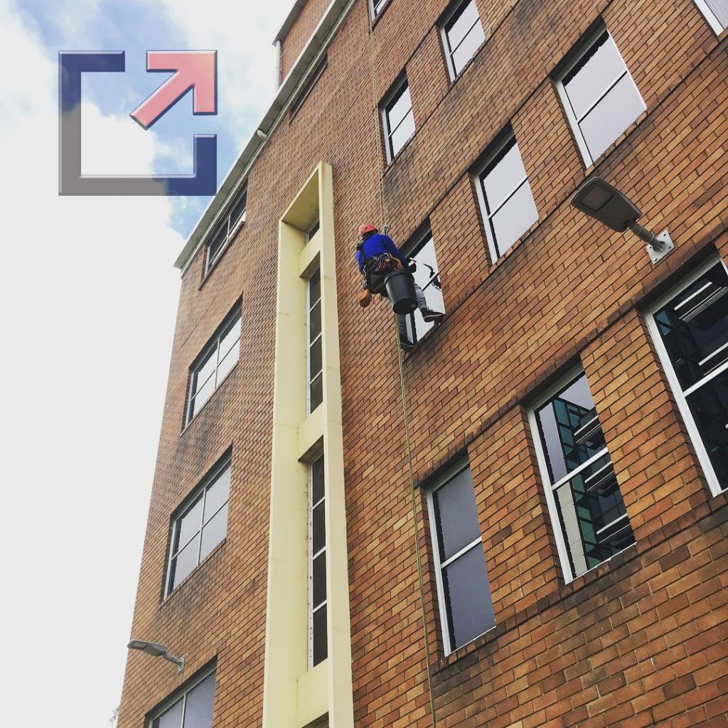 rope access window cleaning sydney